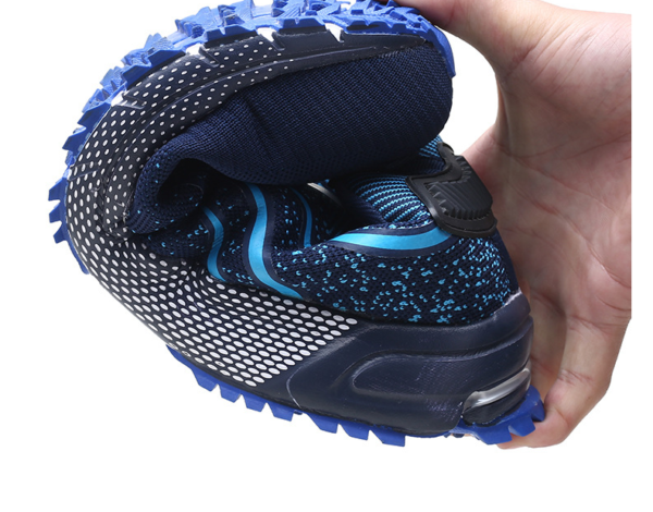 Safety Shoes In Winter Anti - Smash Insulating Shoes Protective Shoes - Image 5