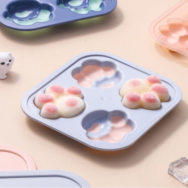 New Cute 4 Grids Ice Making Silicone Mold Cat Paw Shape Frozen Ice Tray Quick Demoulding Fun Cat's Claw Ice Box Ice Touch Mould - Image 3